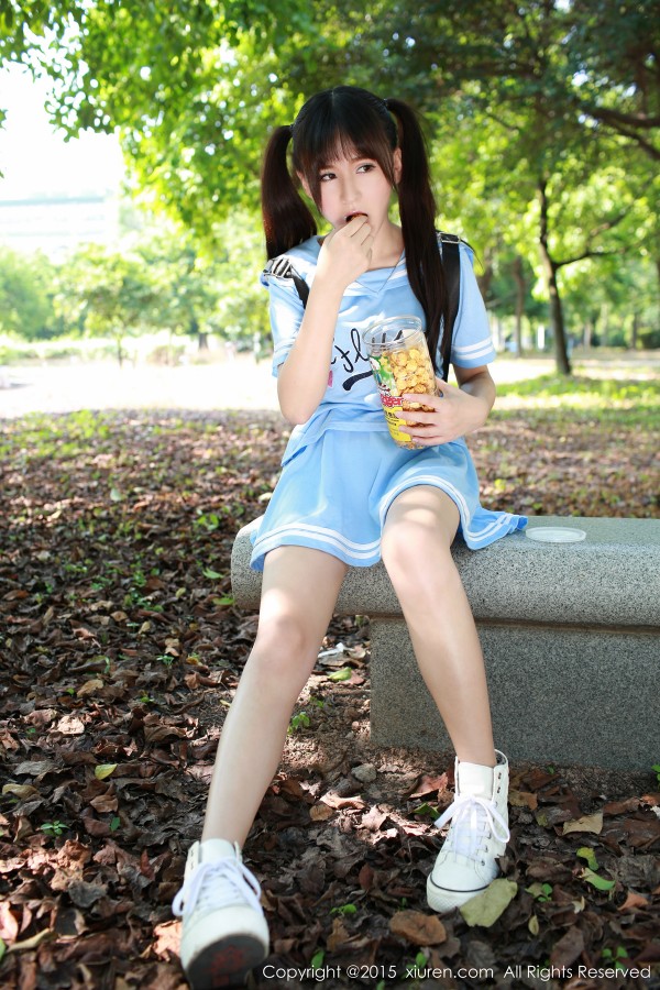 XiuRen 秀人 No.387 唐雨辰TYC变身少女萝莉双马尾运动场！