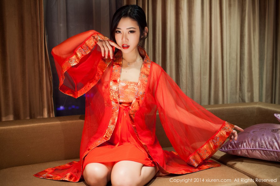 XiuRen 秀人 No.097 luvian本能皮鞭制服超级诱惑！