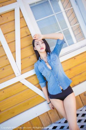 XiuRen 秀人 No.421 长发美女lucky咏丹秀大长腿私房写真！