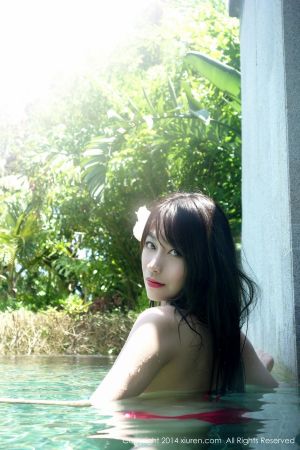 XiuRen 秀人 No.167 许诺Sabrina清纯沙滩秀超长美腿