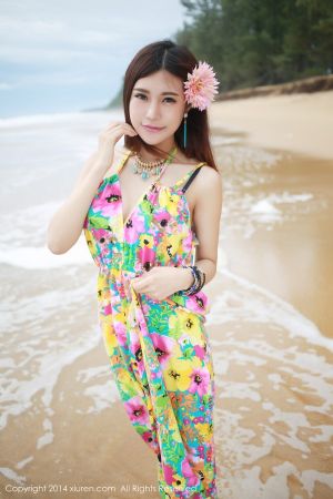 XiuRen 秀人 No.200 绮里嘉ula沙滩脱内内玩沙诱惑十足！