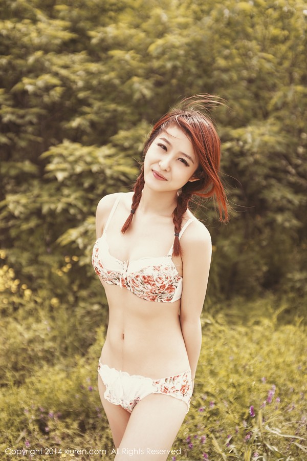 XiuRen 秀人 No.202 少女Medusa清纯阳光妹子户外衬衫真空！