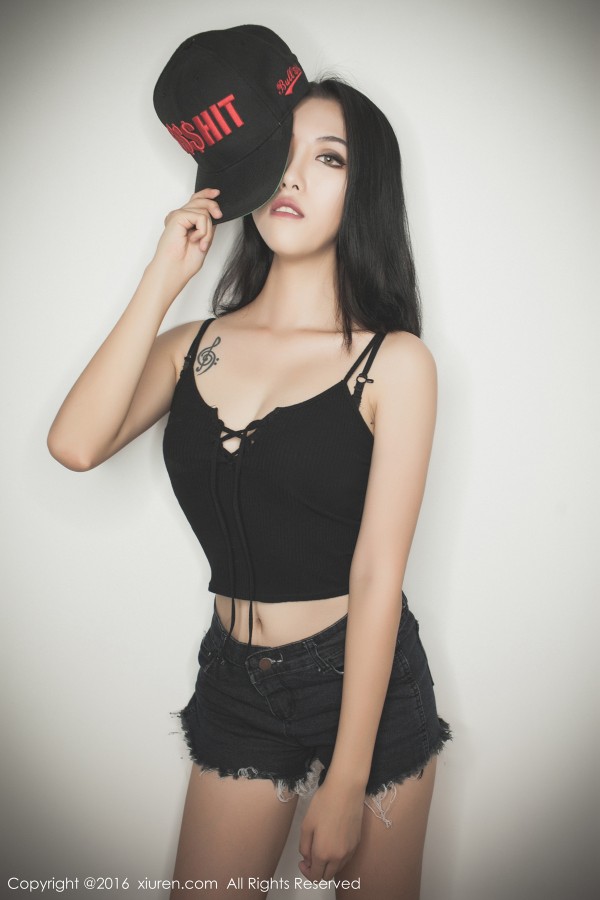 XiuRen 秀人 No.617 BOBO美女黑色背心写真私房套图！