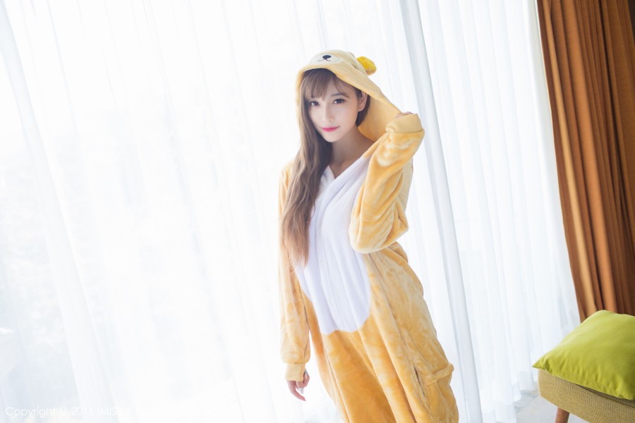 IMiss 爱蜜社 Vol.136 女神sugar小甜心CC性感黑丝系列私房！