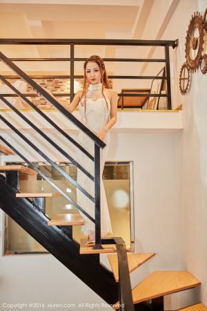 XiuRen 秀人 No.631 Sugar梁莹蕾丝丁字裤模特写真！