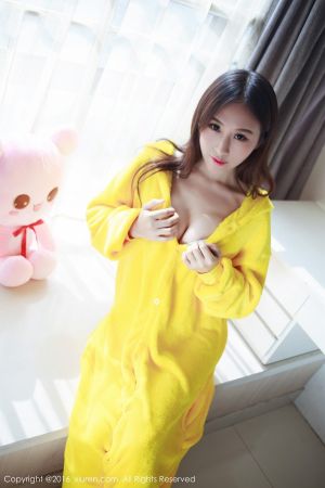 XiuRen 秀人 No.646 月音瞳爆乳制服诱惑私房美照！