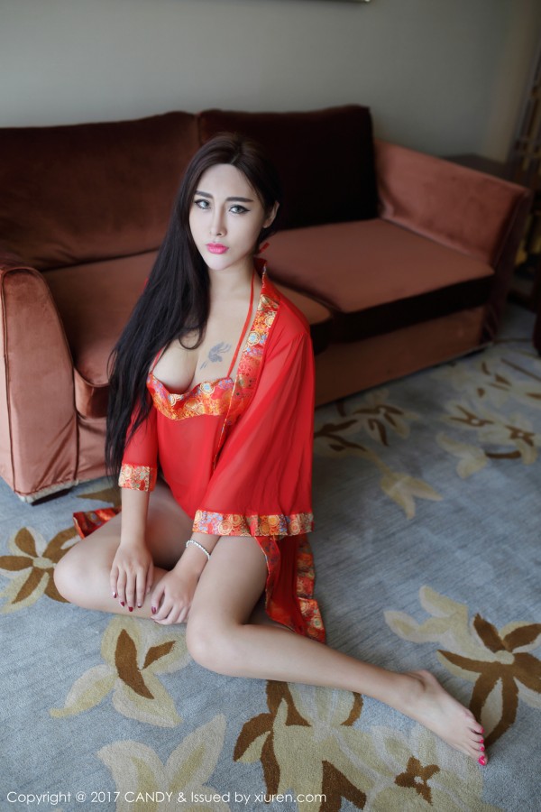 CANDY 糖果画报 Vol.006 FoxYini孟狐狸性感女神爆乳美胸！