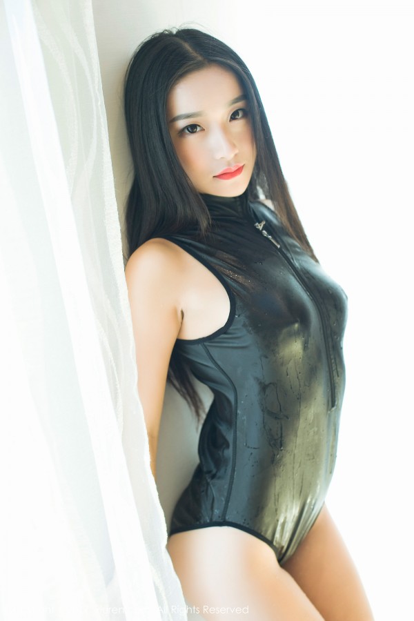 XiuRen 秀人 No.688 绮梦Cherish性感制服诱惑私房美照！