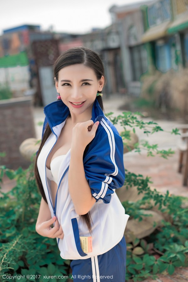 XiuRen 秀人 No.765 赵颖制服爆乳美眉私房套图！