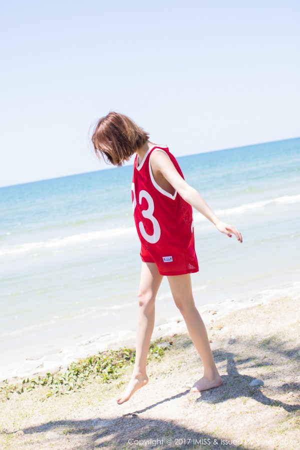 IMiss 爱蜜社 Vol.169 杨晨晨sugar女神沙滩性感比基尼写真！