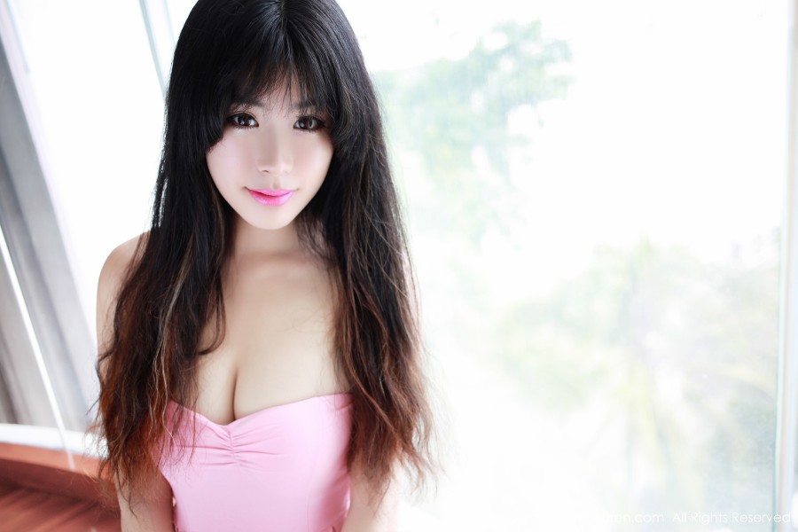 XiuRen 秀人 No.277 刘雪妮Verna粉色公主装爆乳户外！