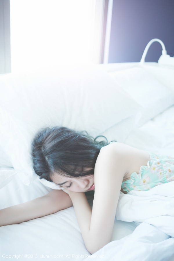 XiuRen 秀人 No.287 许诺Sabrina背心短裤浴室刷牙小野蛮！