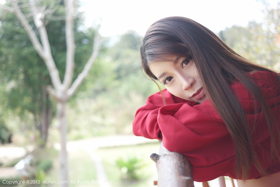 XiuRen 秀人 No.303 vetiver嘉宝贝儿红裙户外仙气十足！