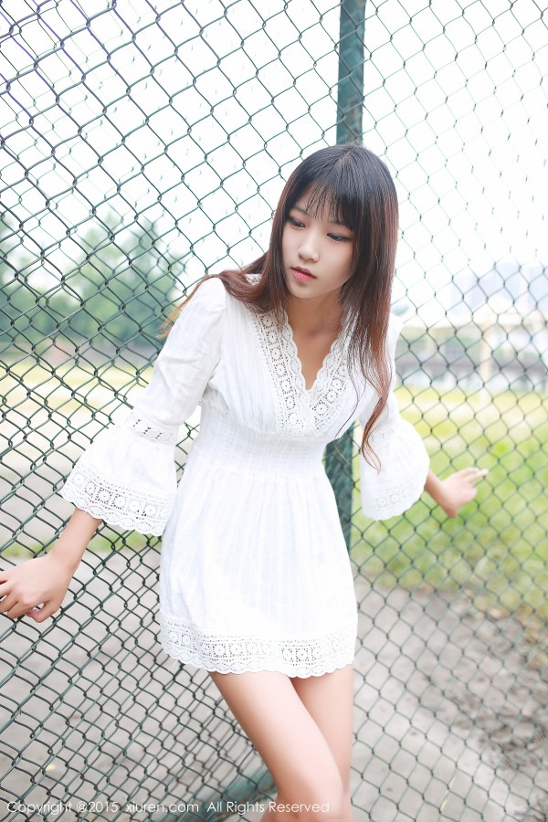 XiuRen 秀人 No.357 徐畅少女穿丝绸内衣韵味十足