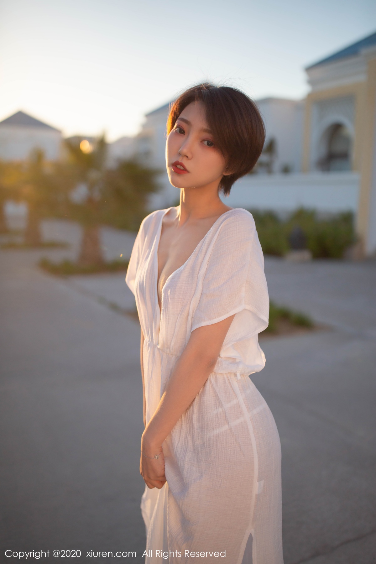 [XIUREN] 2020.08.04 冯木木LRIS