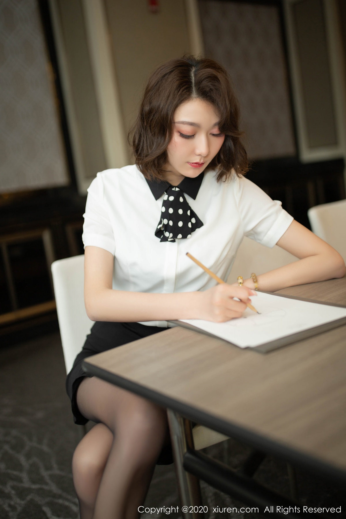 [XIUREN] 2020.08.10 艺轩