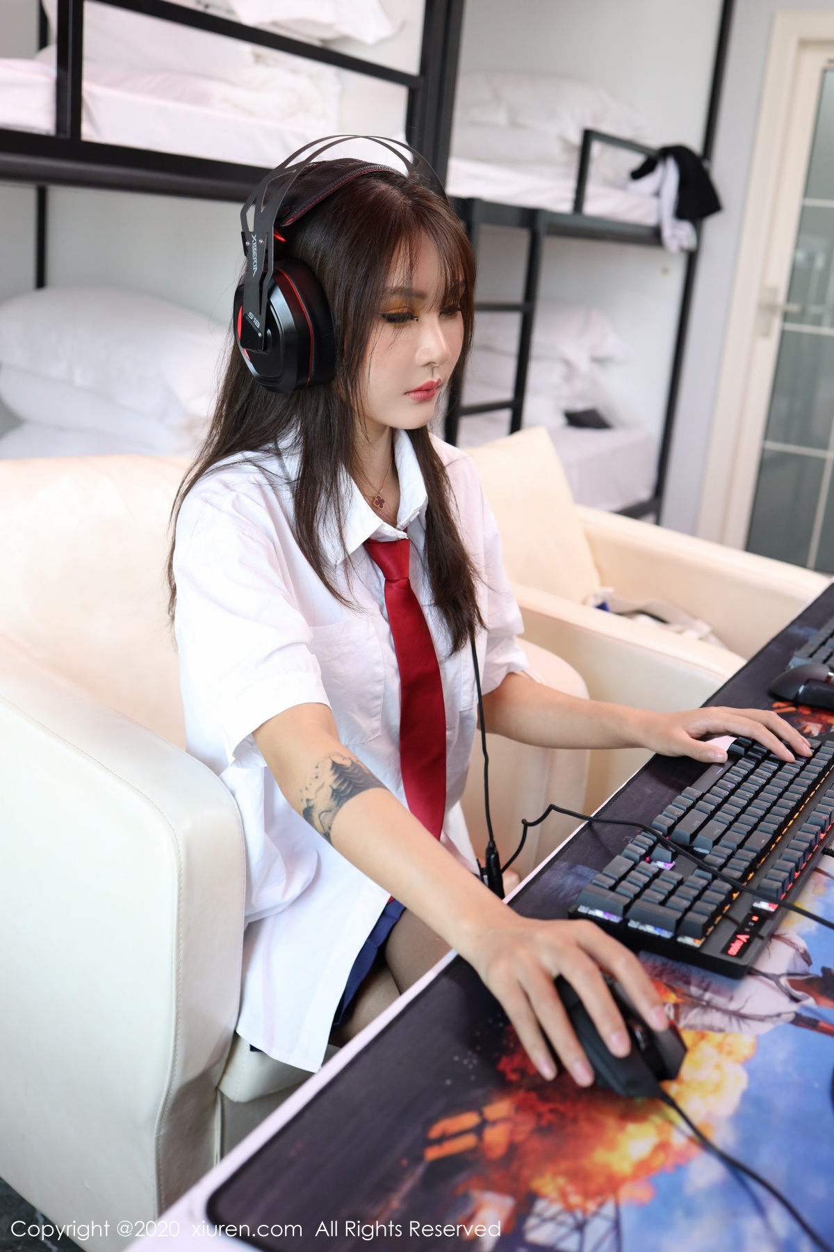 [XIUREN] 2020.08.19 Emily顾奈奈