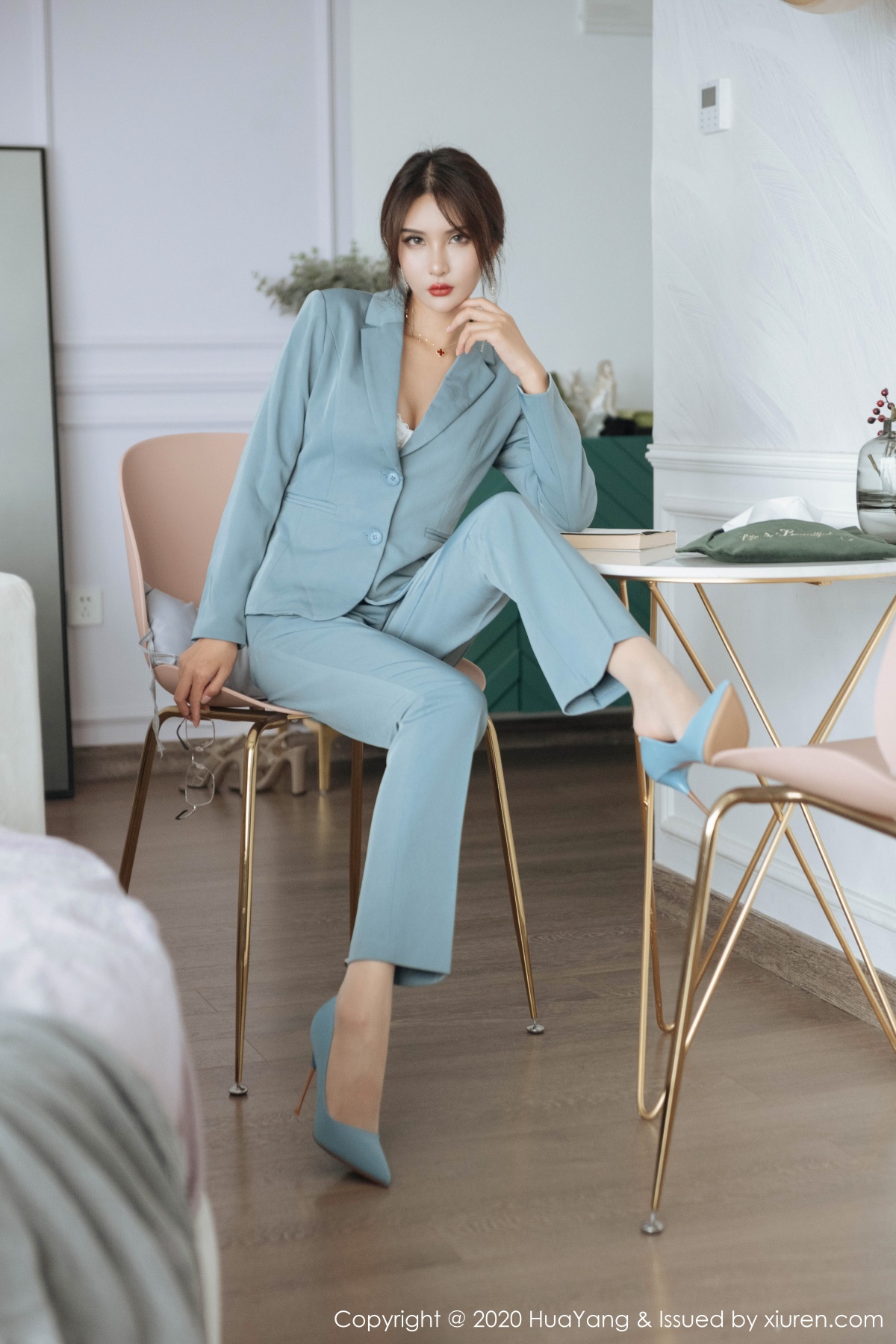 花漾写真 [HuaYang] 2020.09.22 VOL.295 Emily顾奈奈