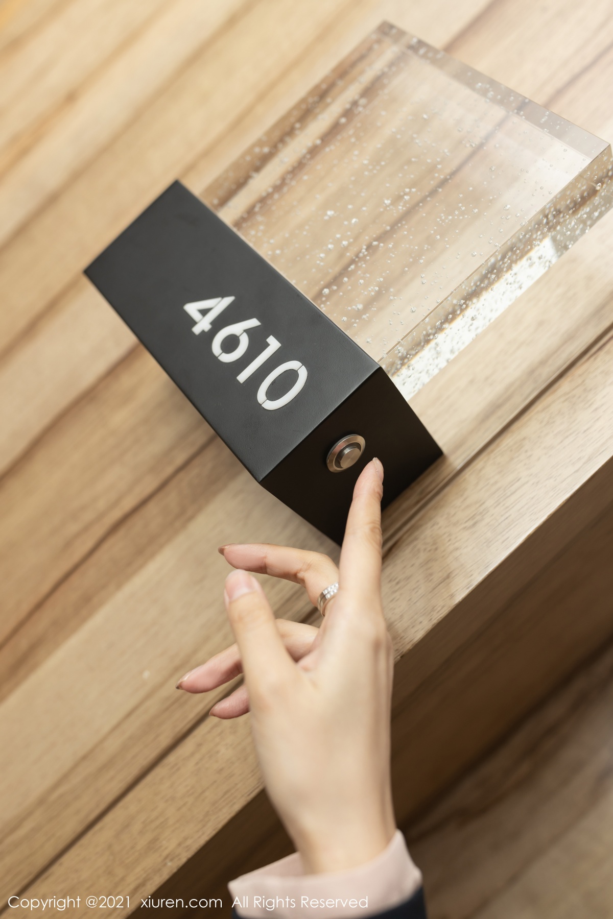 秀人 [XIUREN] 2021.08.02 Angela00