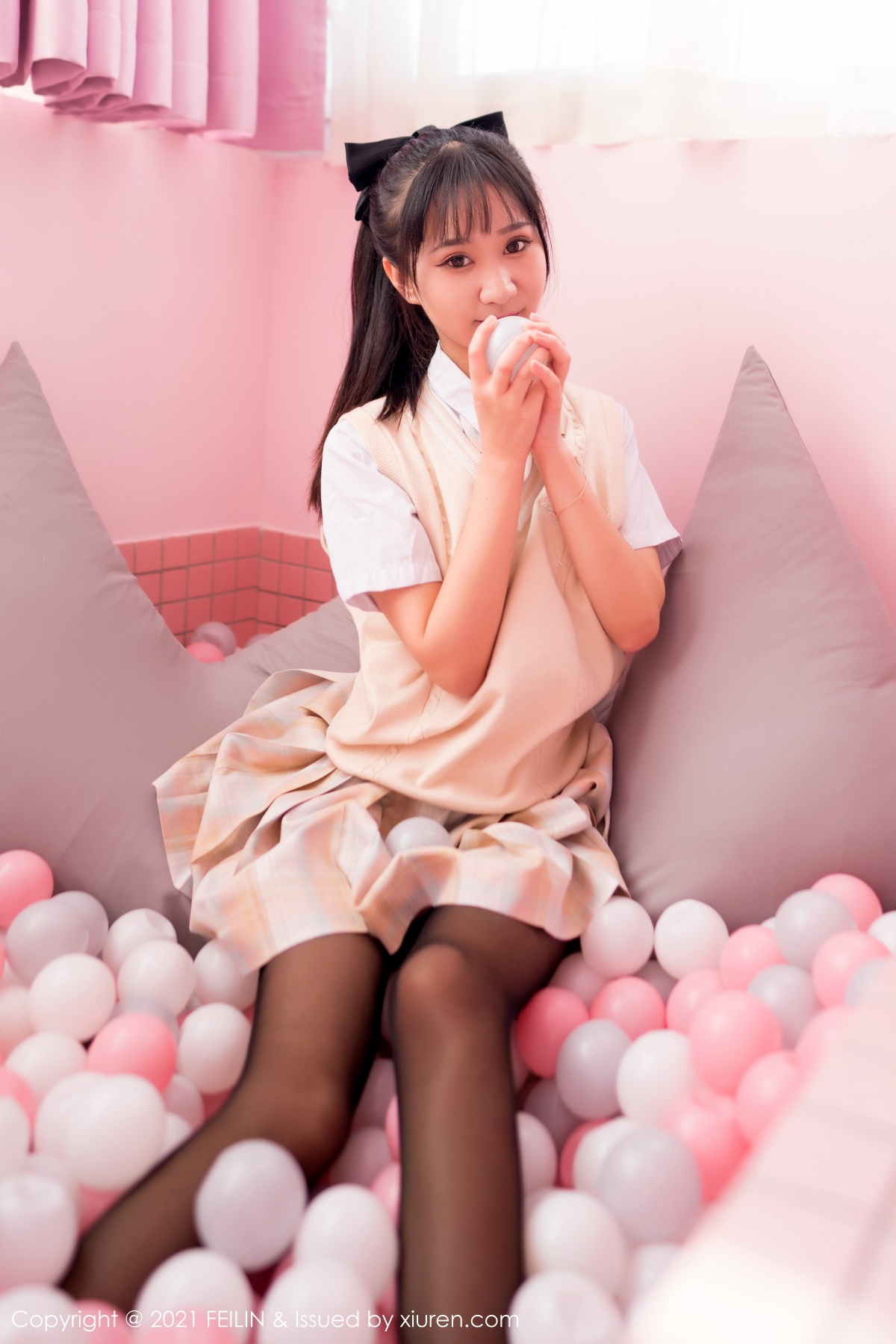 嗲囡囡 [FEILIN] 2021.10.28 VOL.417 小果冻儿