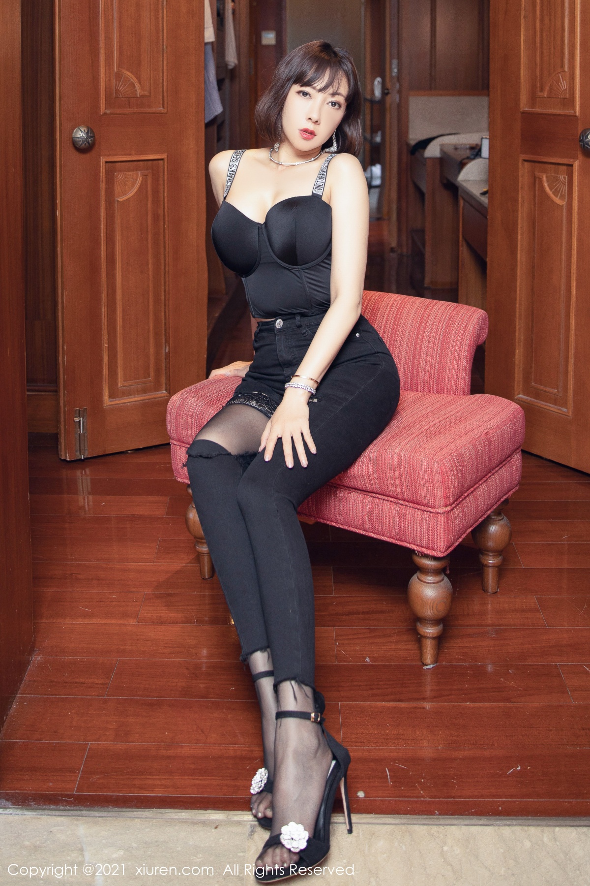 秀人 [XIUREN] 2021.11.29 果儿Victoria