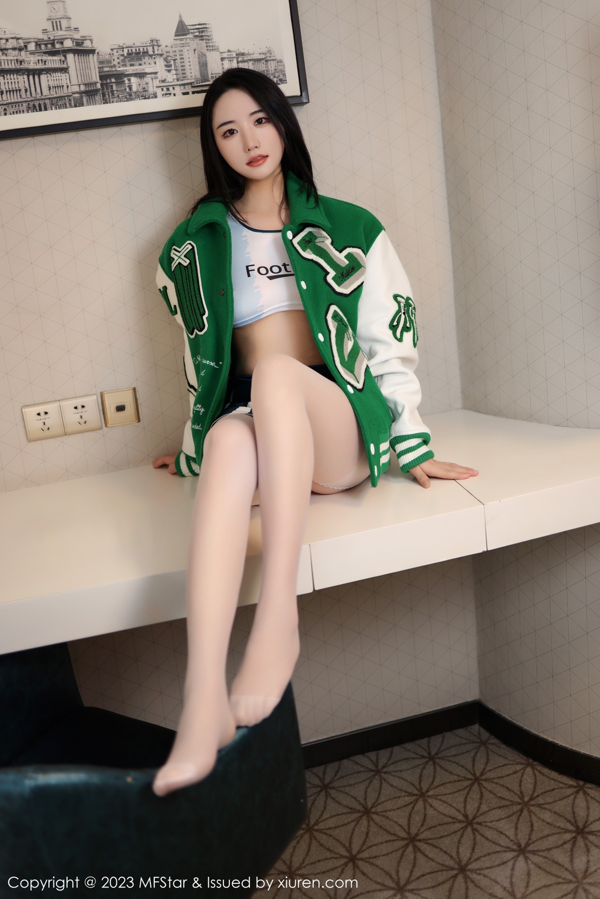 模范学院 [MFStar] 2023.04.03 VOL.602 汐汐爱吃草莓