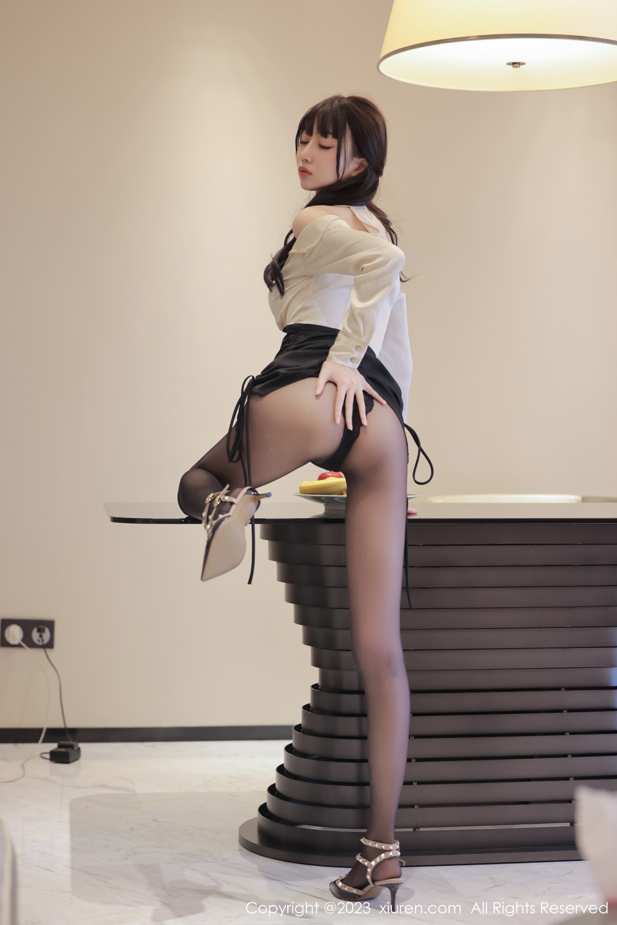 秀人 [XIUREN] 2023.06.16 玥儿玥er