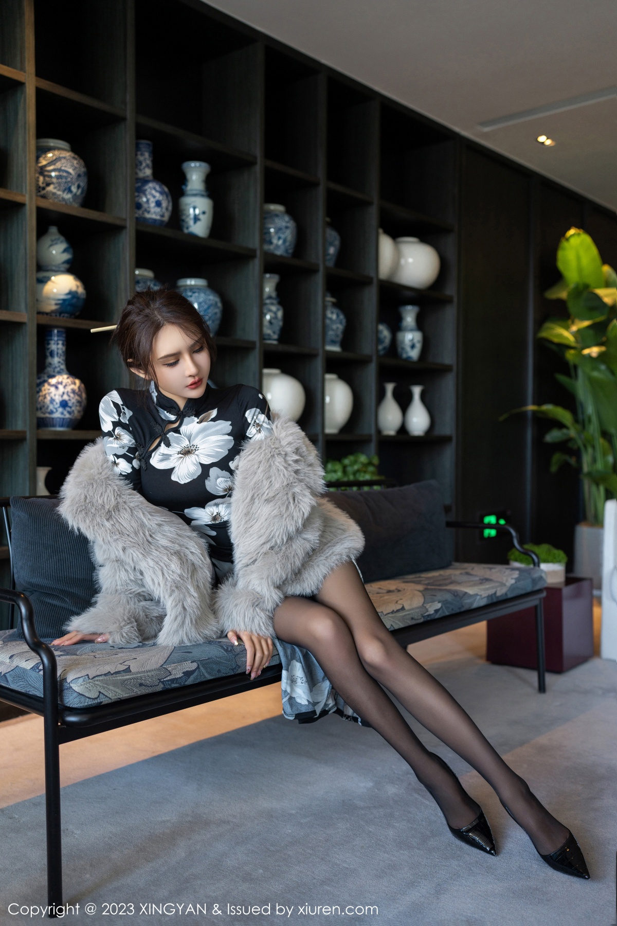 星颜社 [XINGYAN] 2023.12.07 VOL.221 Emily尹菲