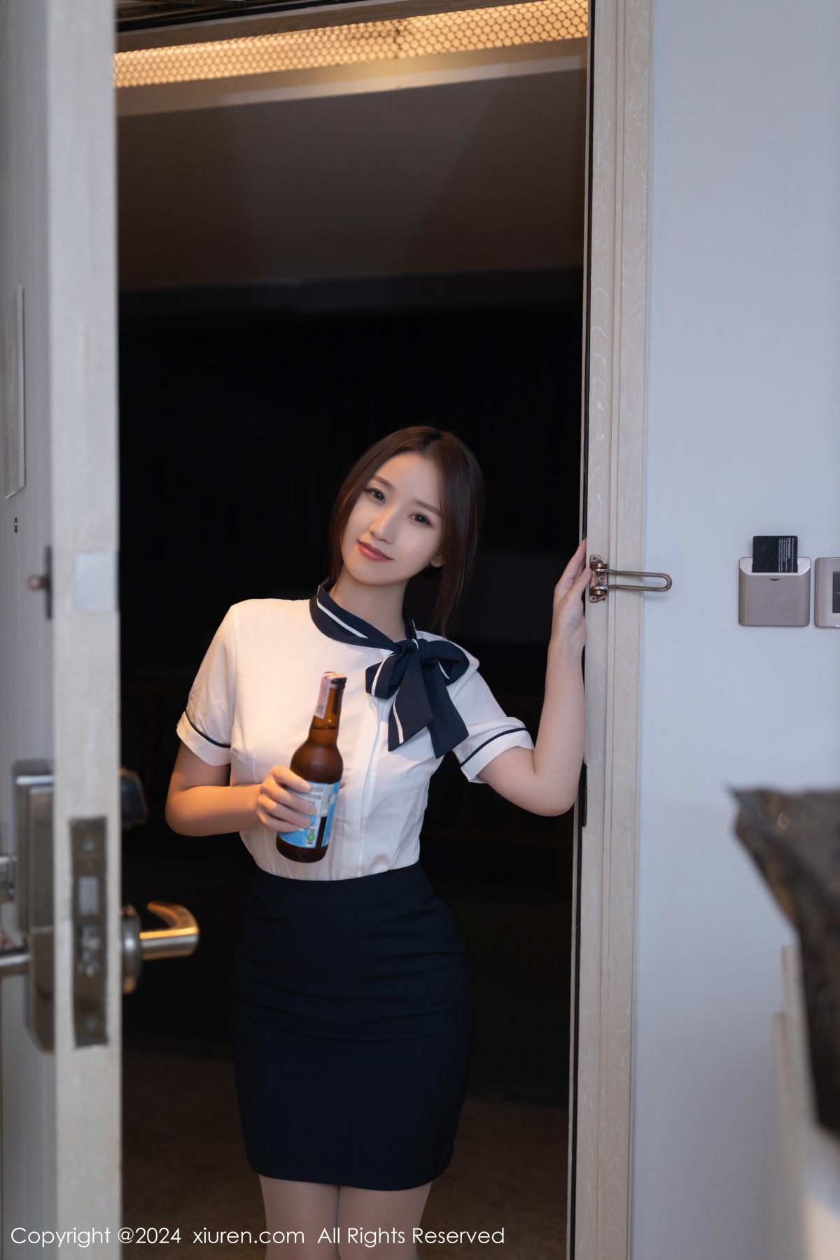 秀人 [XIUREN] 2024.01.10 杏子Yada