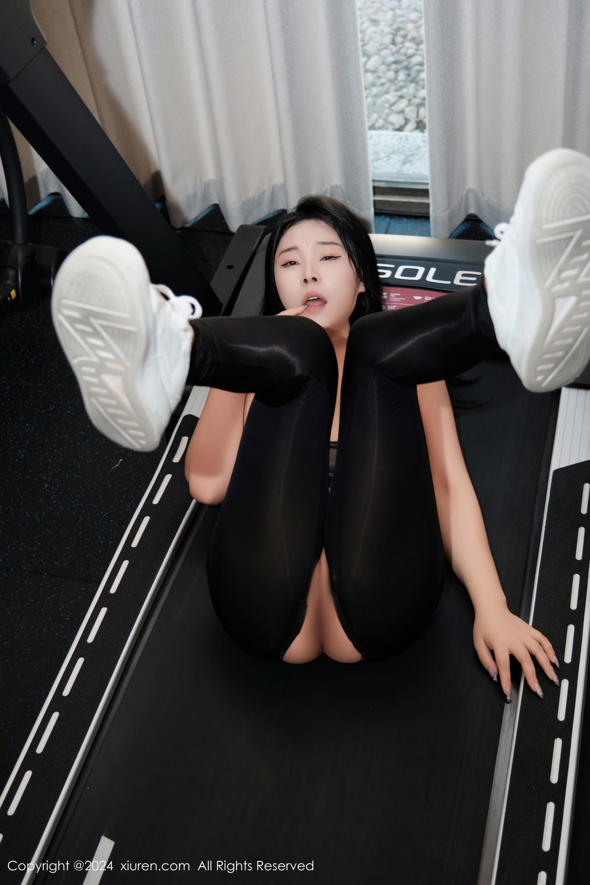 秀人 [XIUREN] 2024.12.03 麦田