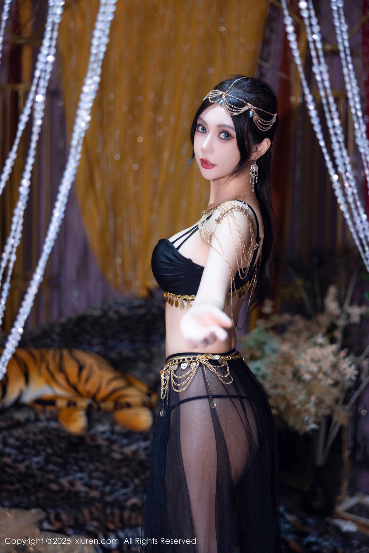 秀人 [XIUREN] 2025.03.14 绮里嘉ula