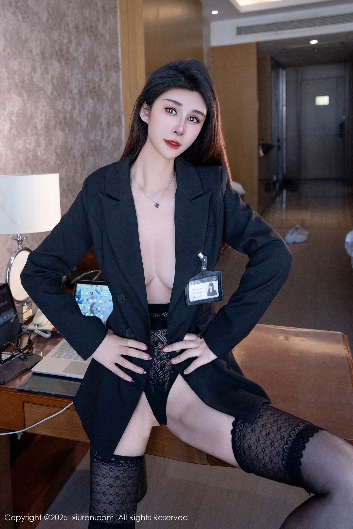 秀人 [XIUREN] 2025.04.01 艺艺yiyi