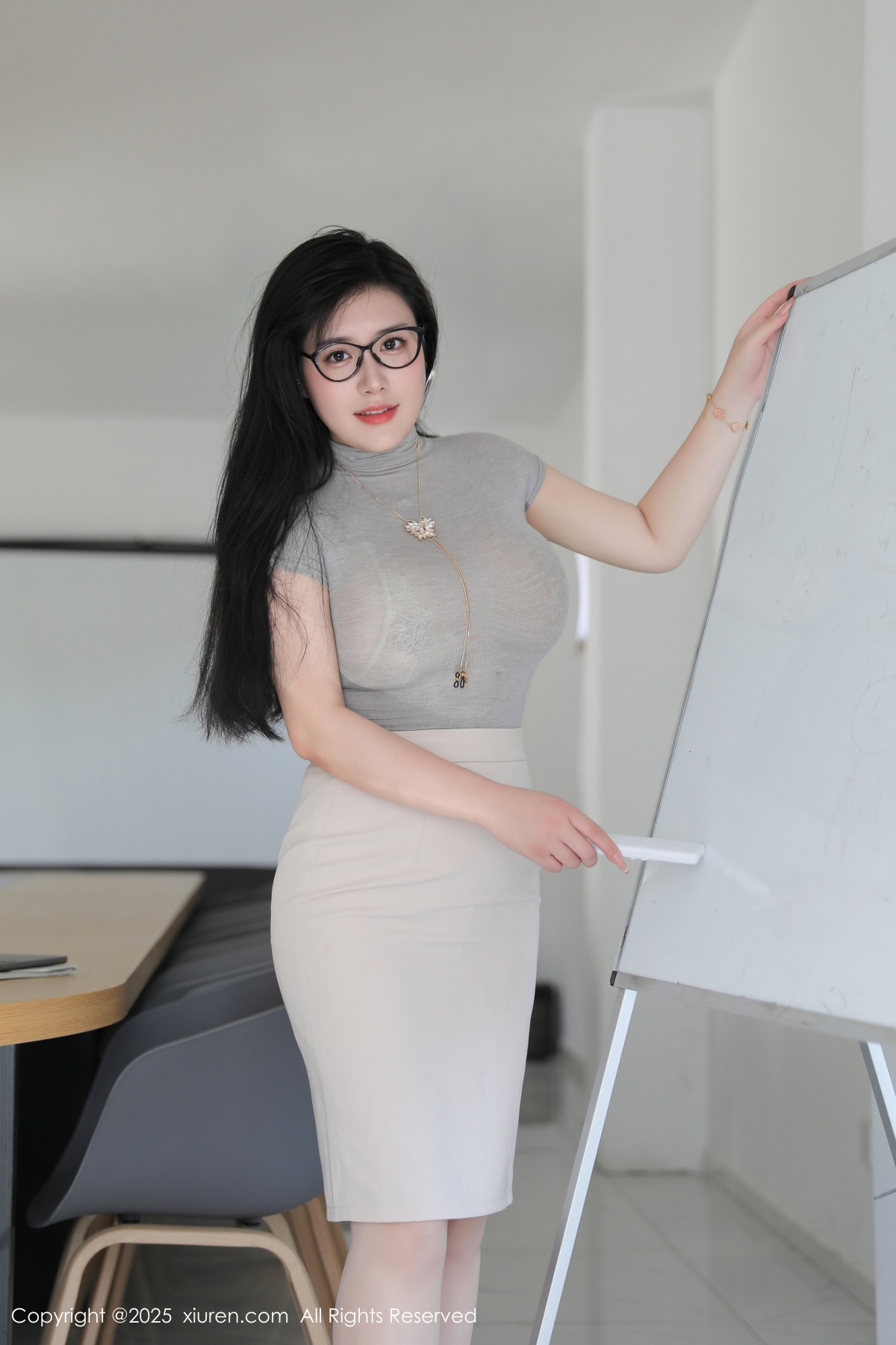 秀人 [XIUREN] 2025.07.01 王婉悠Queen