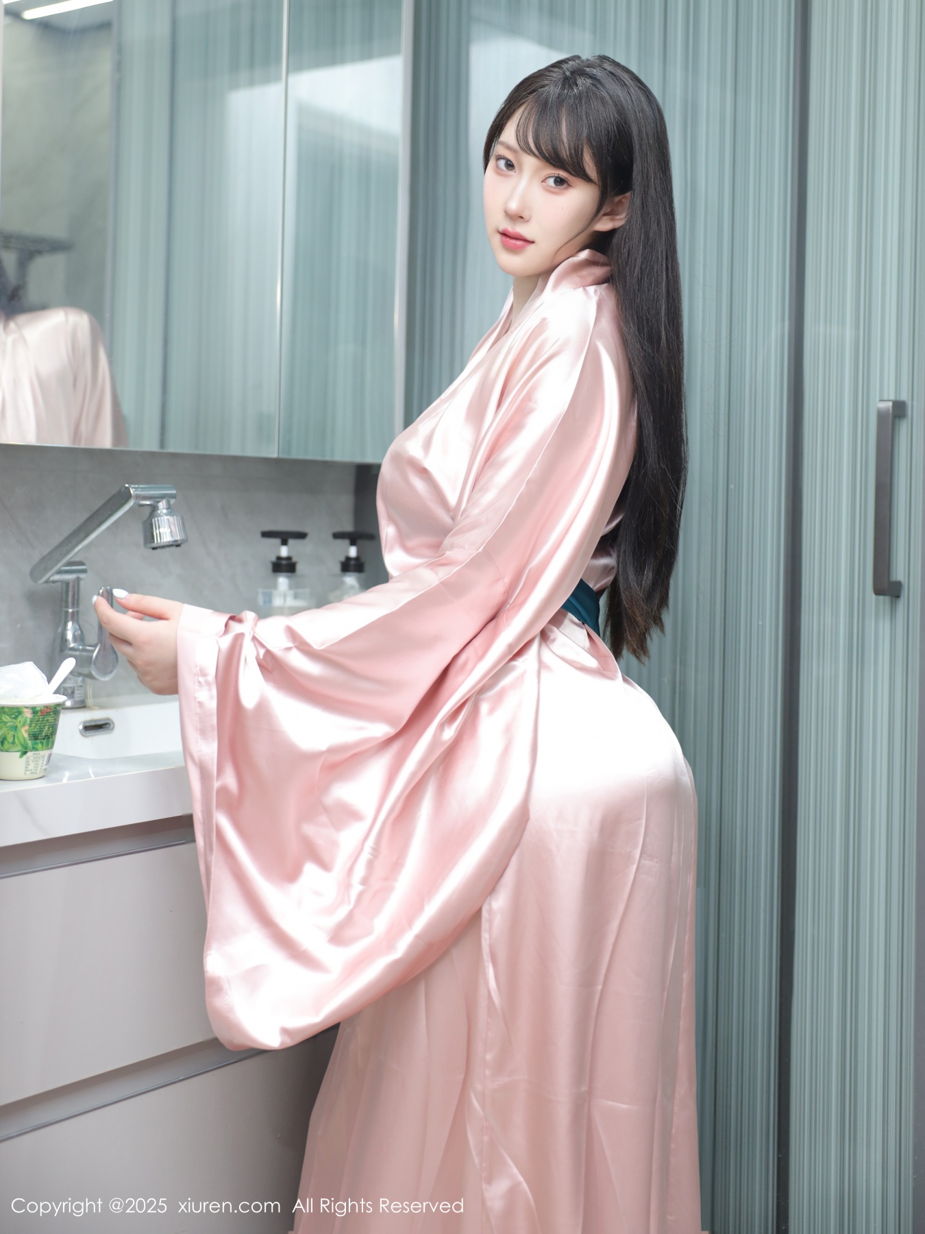 秀人 [XIUREN] 2025.09.03 李沁恩lrene