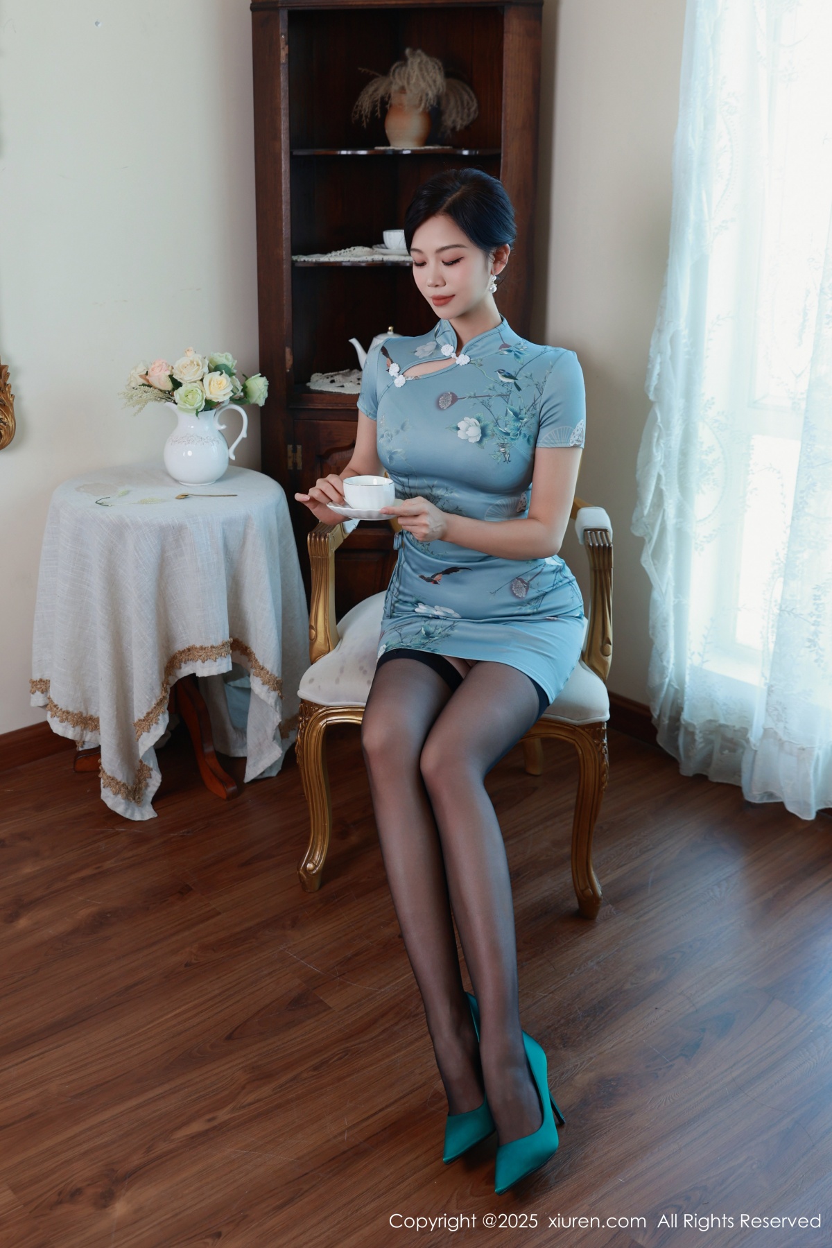 秀人 [XIUREN] 2025.09.11 玫瑰我爱你