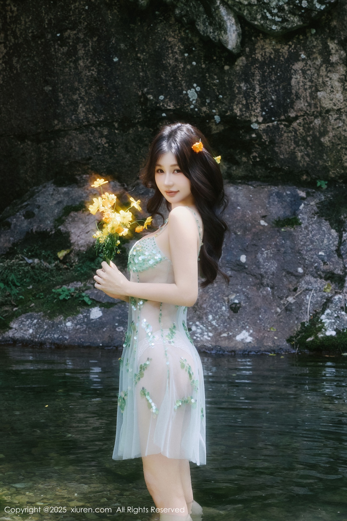 秀人 尹甜甜sunny [XIUREN] 2025.09.11 尹甜甜