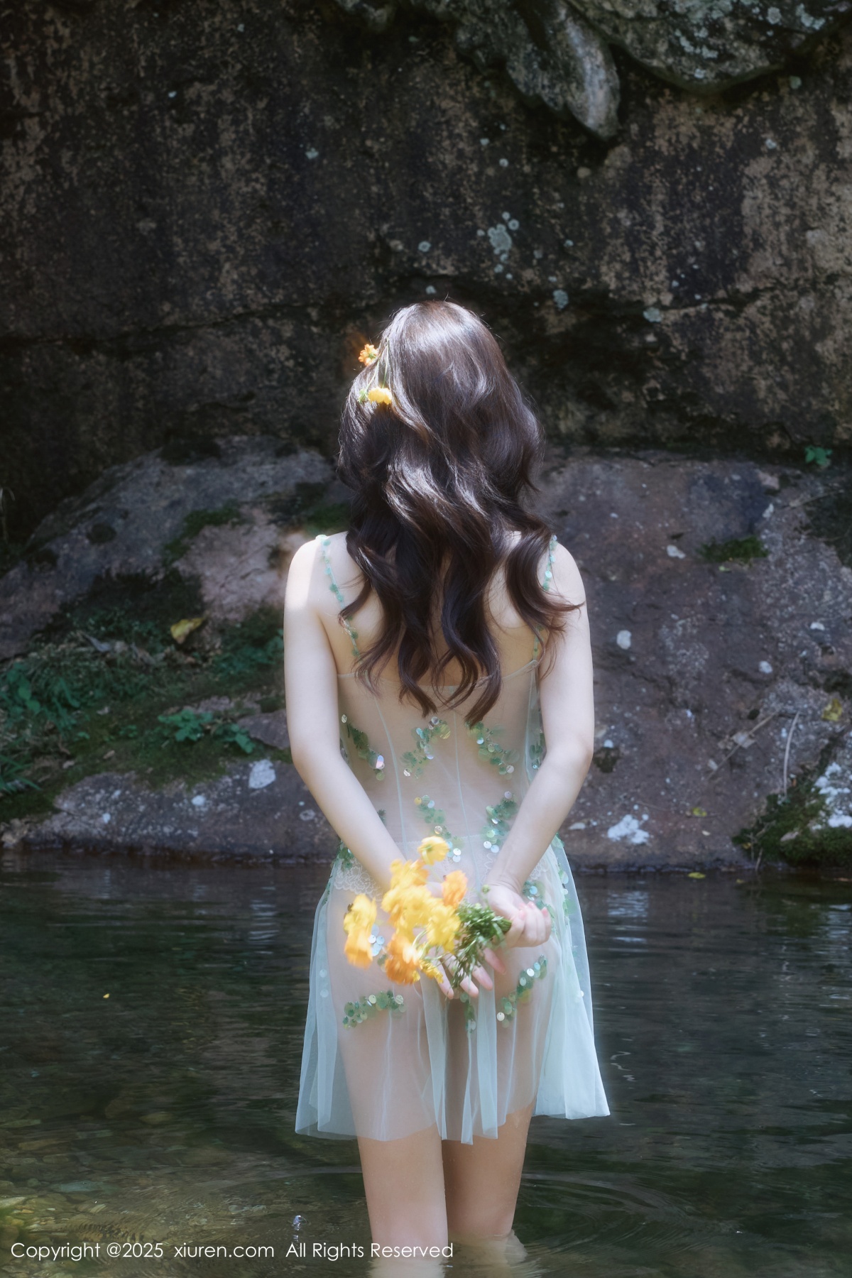 秀人 尹甜甜sunny [XIUREN] 2025.09.11 尹甜甜