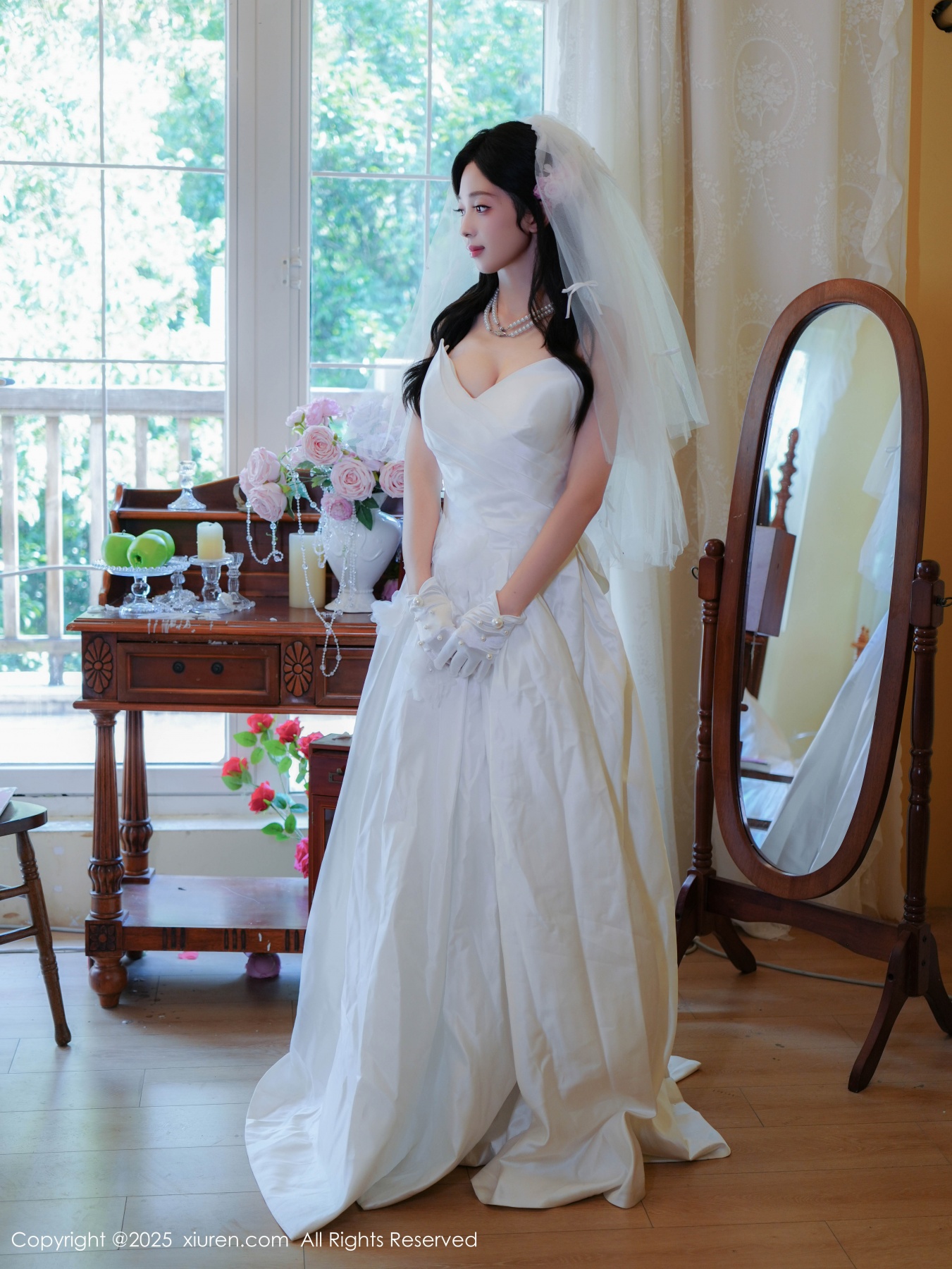 秀人 [XIUREN] 2025.09.16 朱朱molly