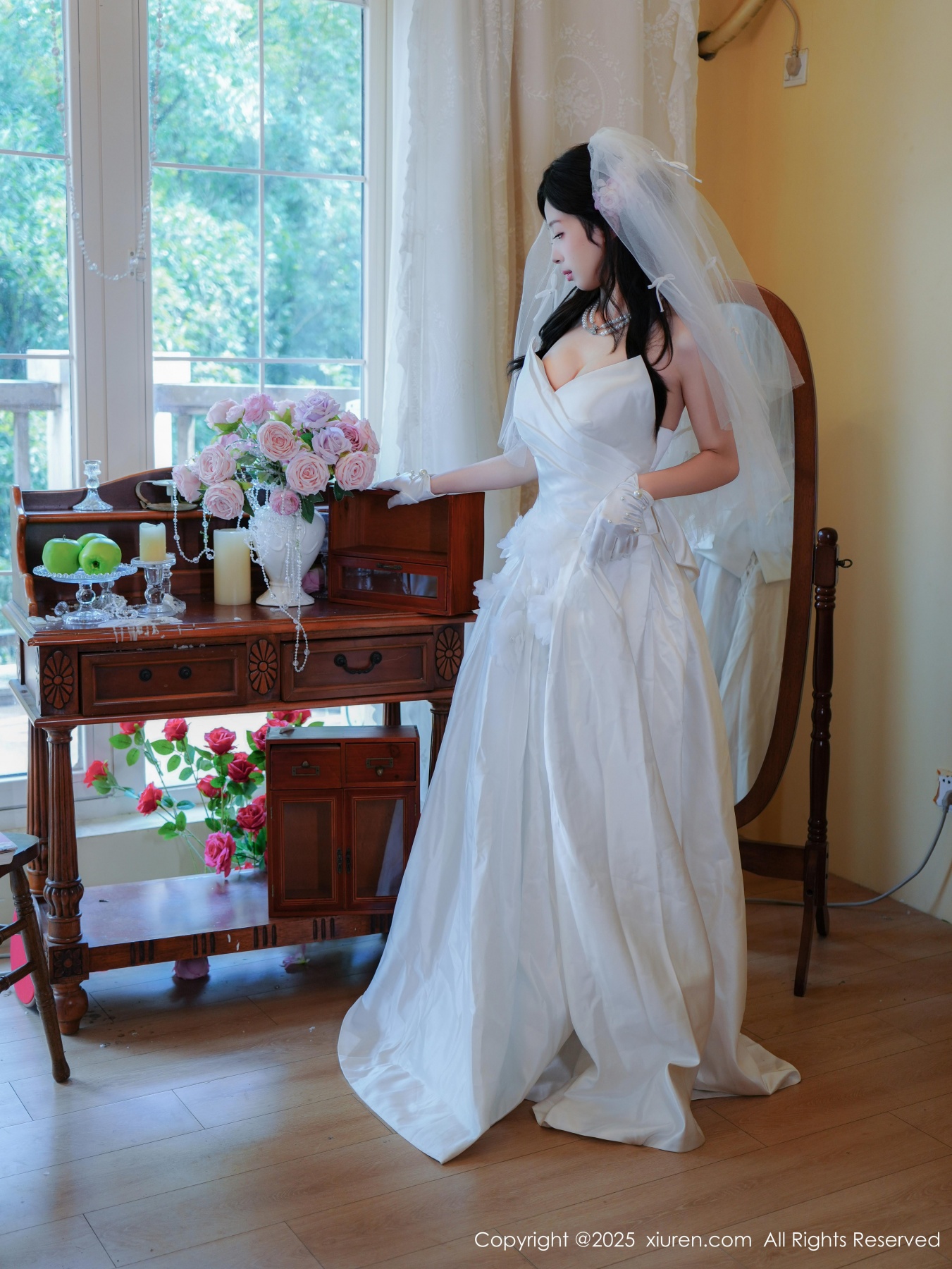 秀人 [XIUREN] 2025.09.16 朱朱molly