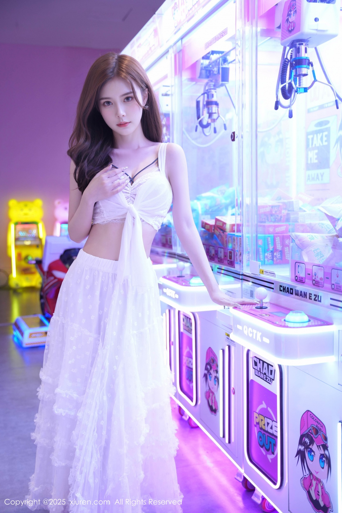 秀人 [XIUREN] 2025.09.22 拍黄瓜girl