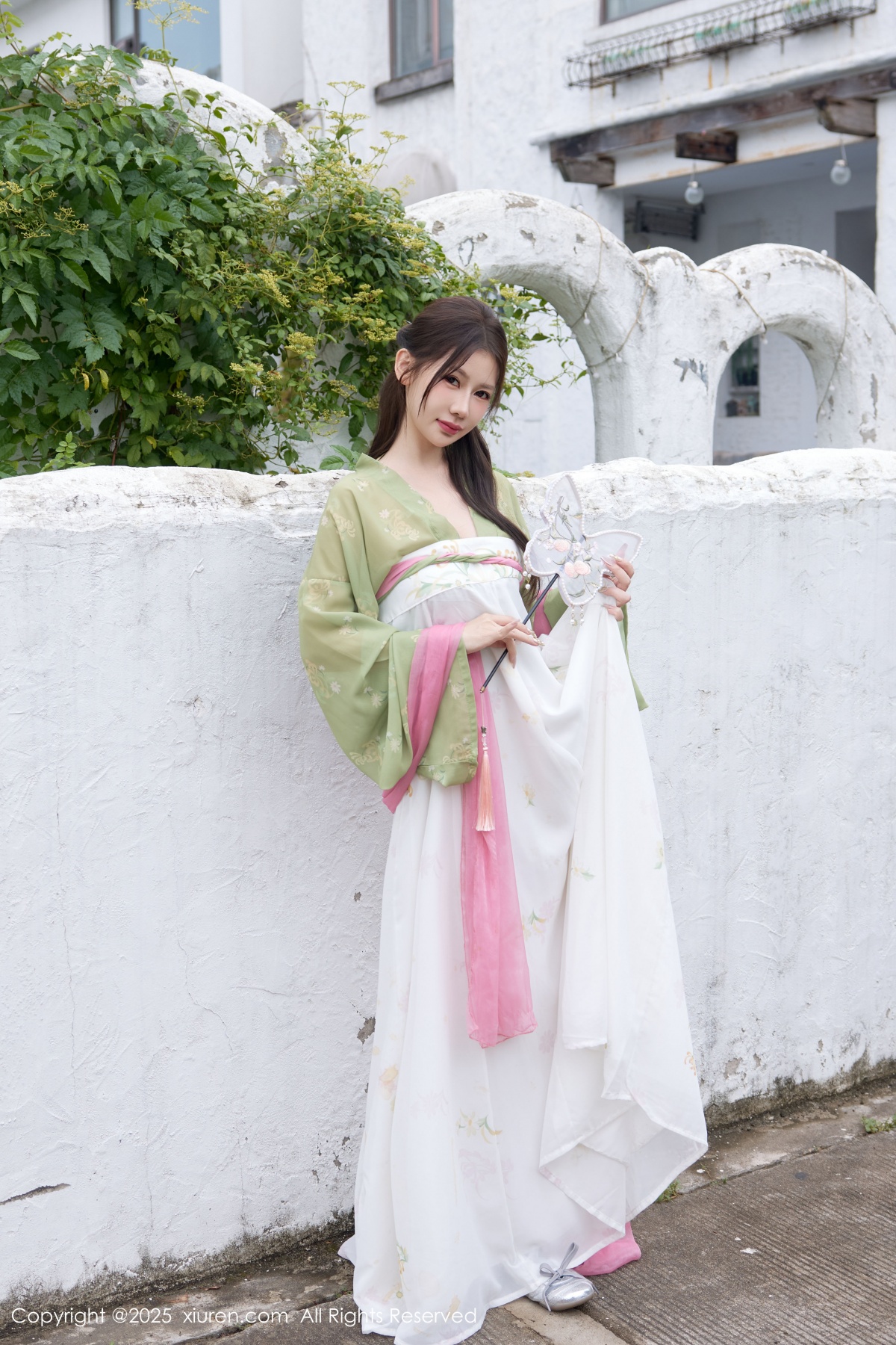 秀人 [XIUREN] 2025.09.30 尹甜甜sunny