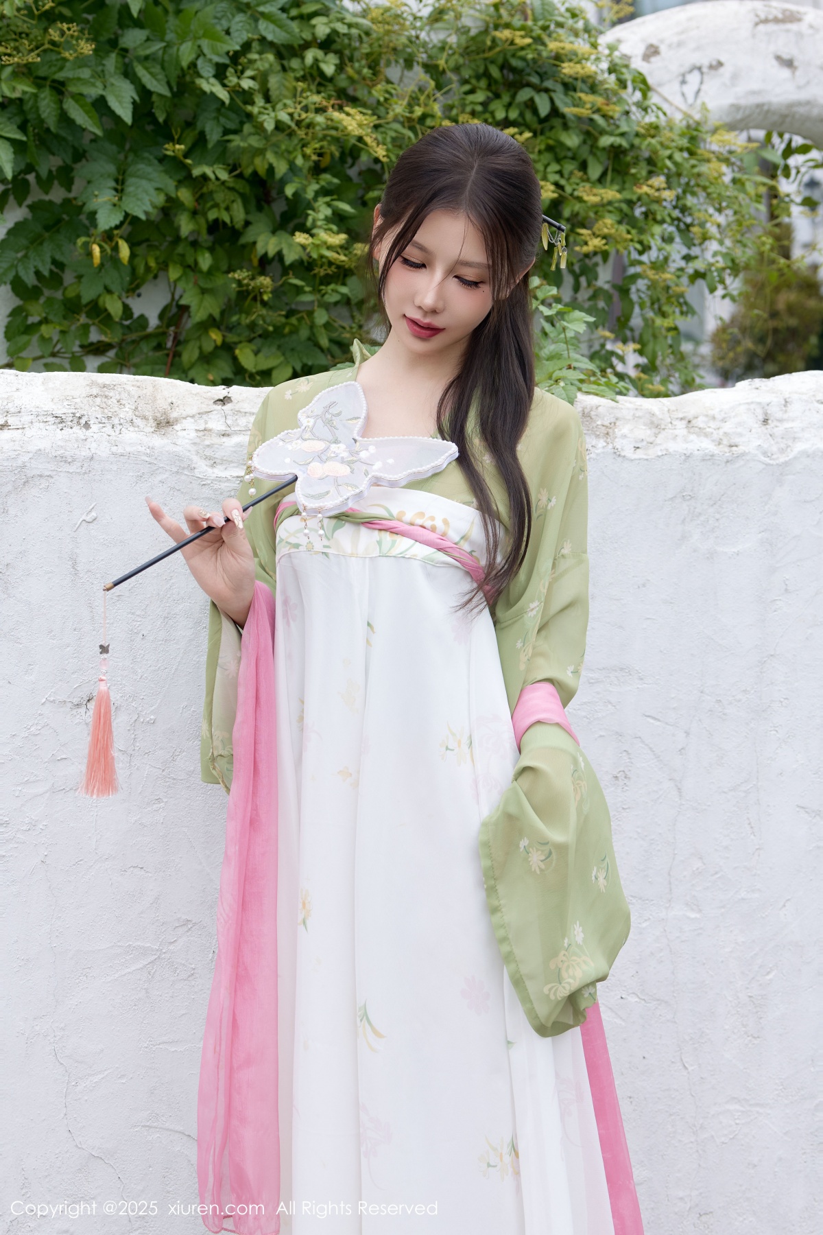 秀人 [XIUREN] 2025.09.30 尹甜甜sunny