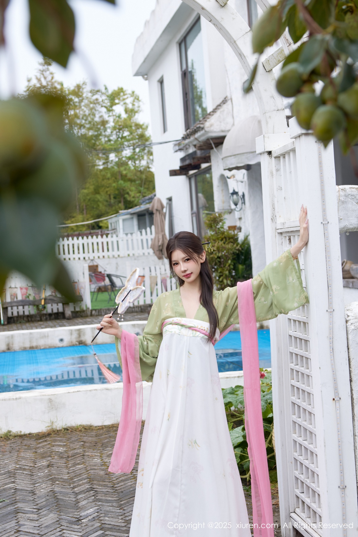 秀人 [XIUREN] 2025.09.30 尹甜甜sunny