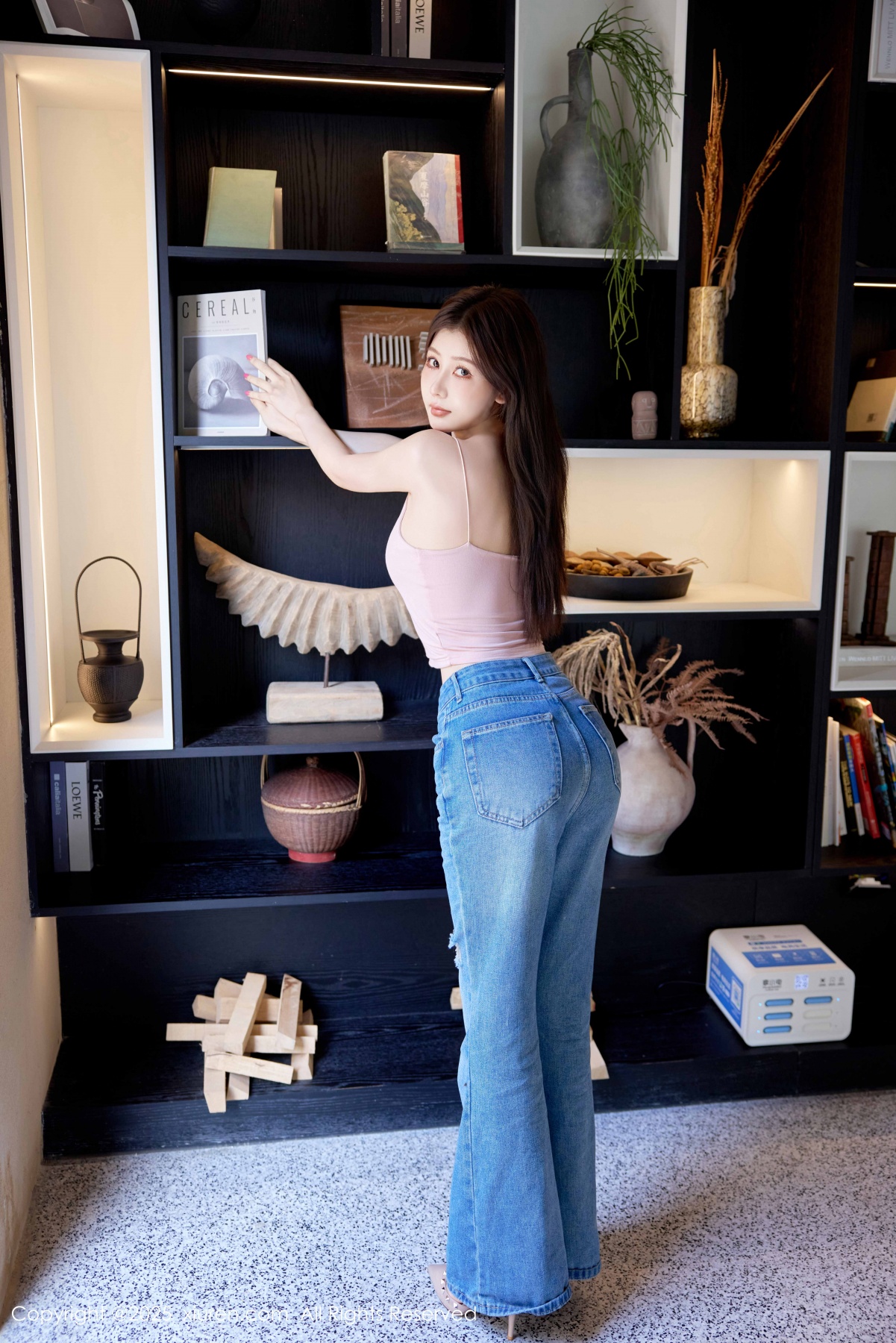 秀人 [XIUREN] 2025.11.13 尹甜甜sunny