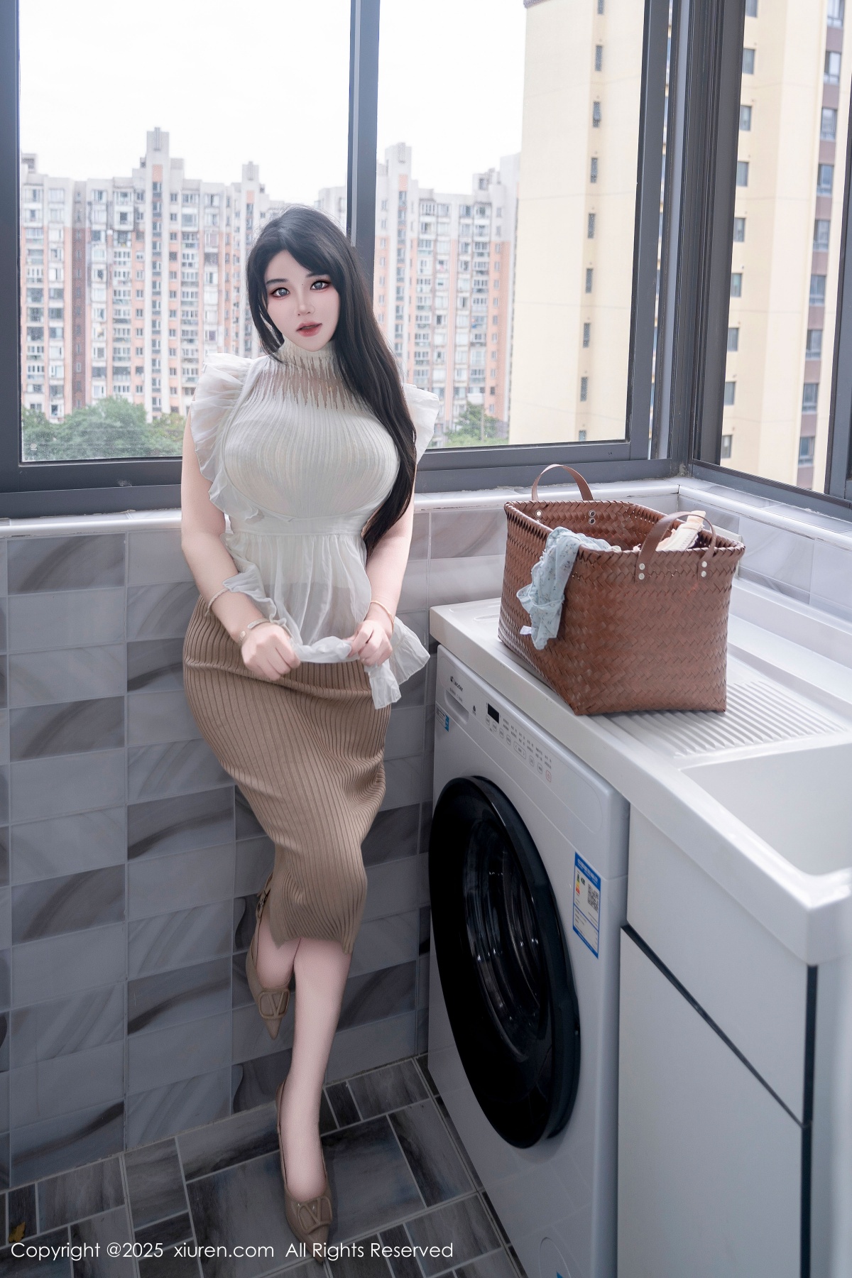 秀人 [XIUREN] 2025.11.20 汐汐爱吃草莓