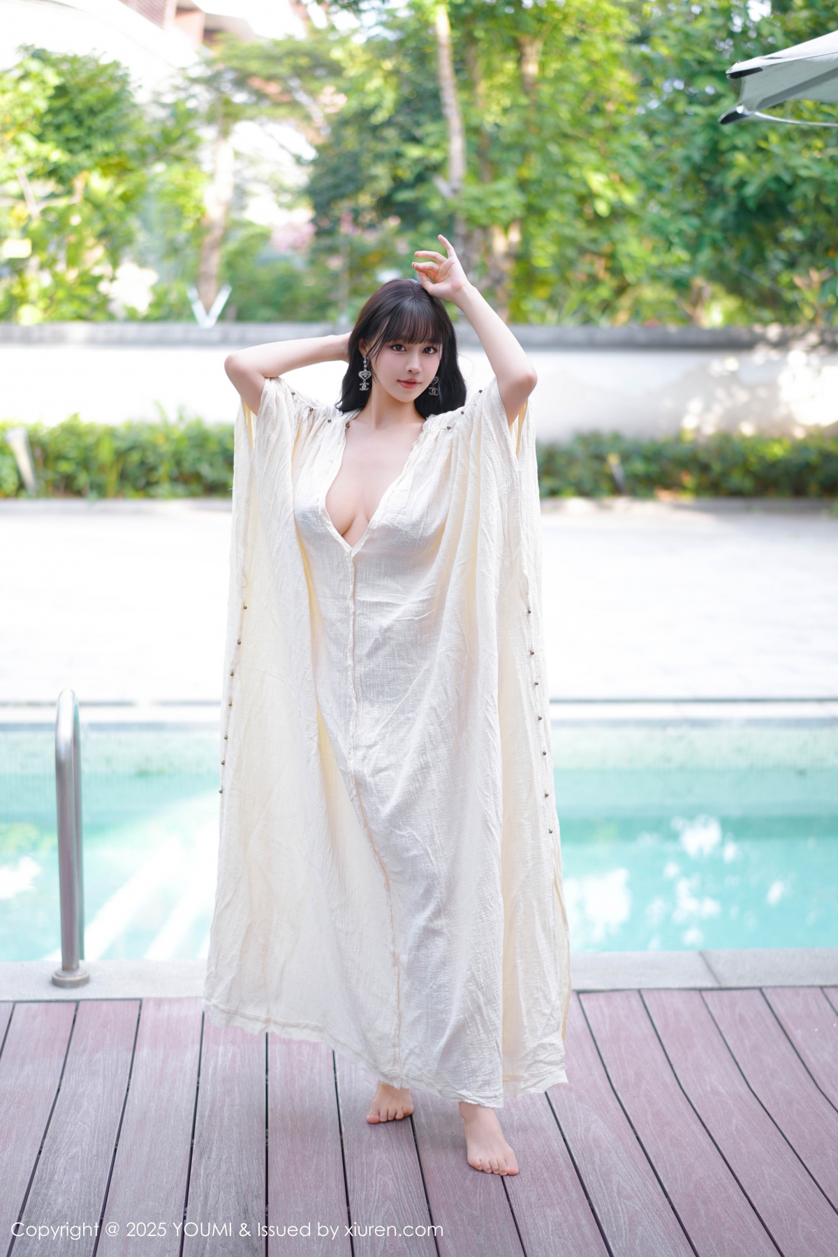 尤蜜荟 [YOUMI] 2025.11.28 VOL.1185 心上可Flora