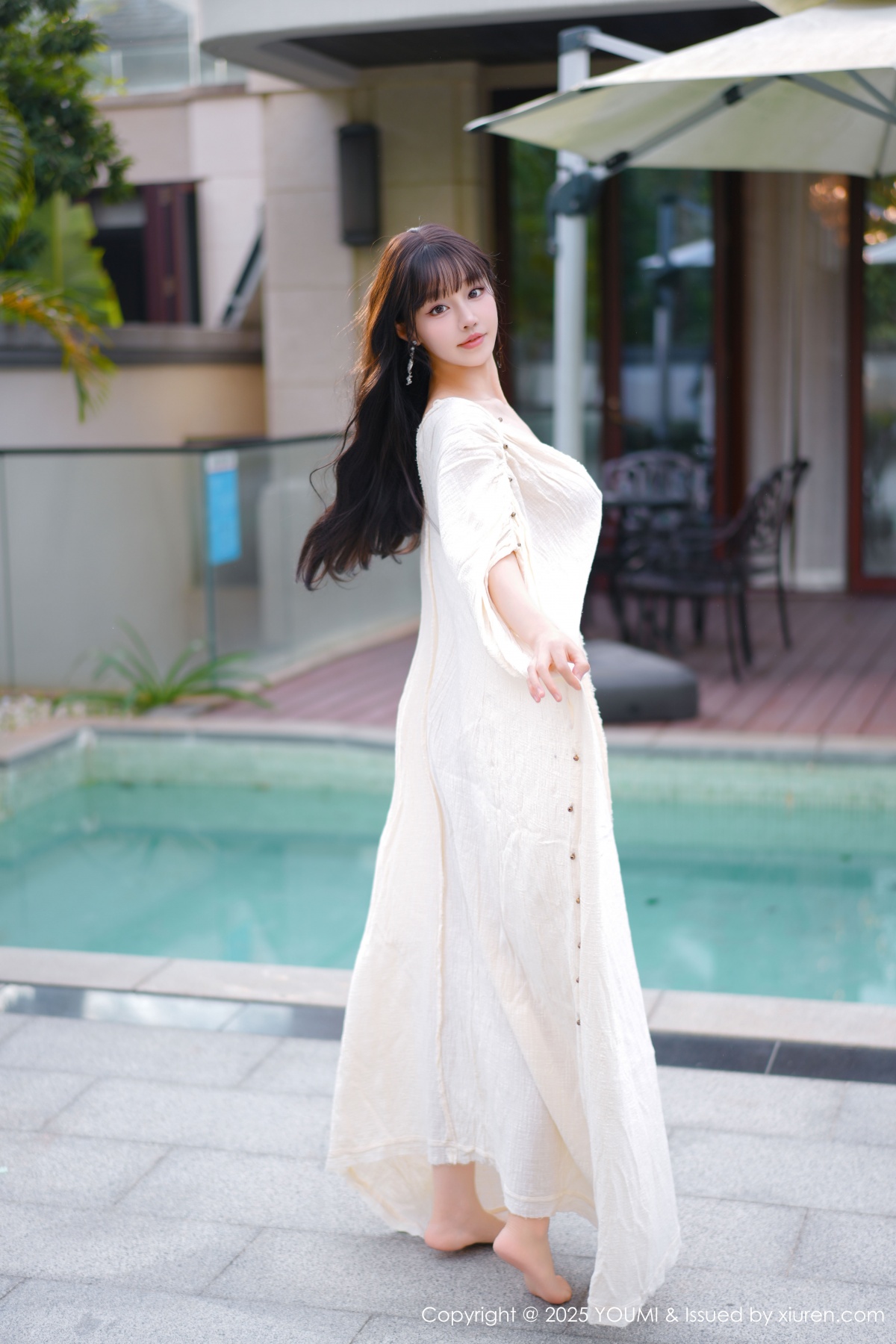 尤蜜荟 [YOUMI] 2025.11.28 VOL.1185 心上可Flora