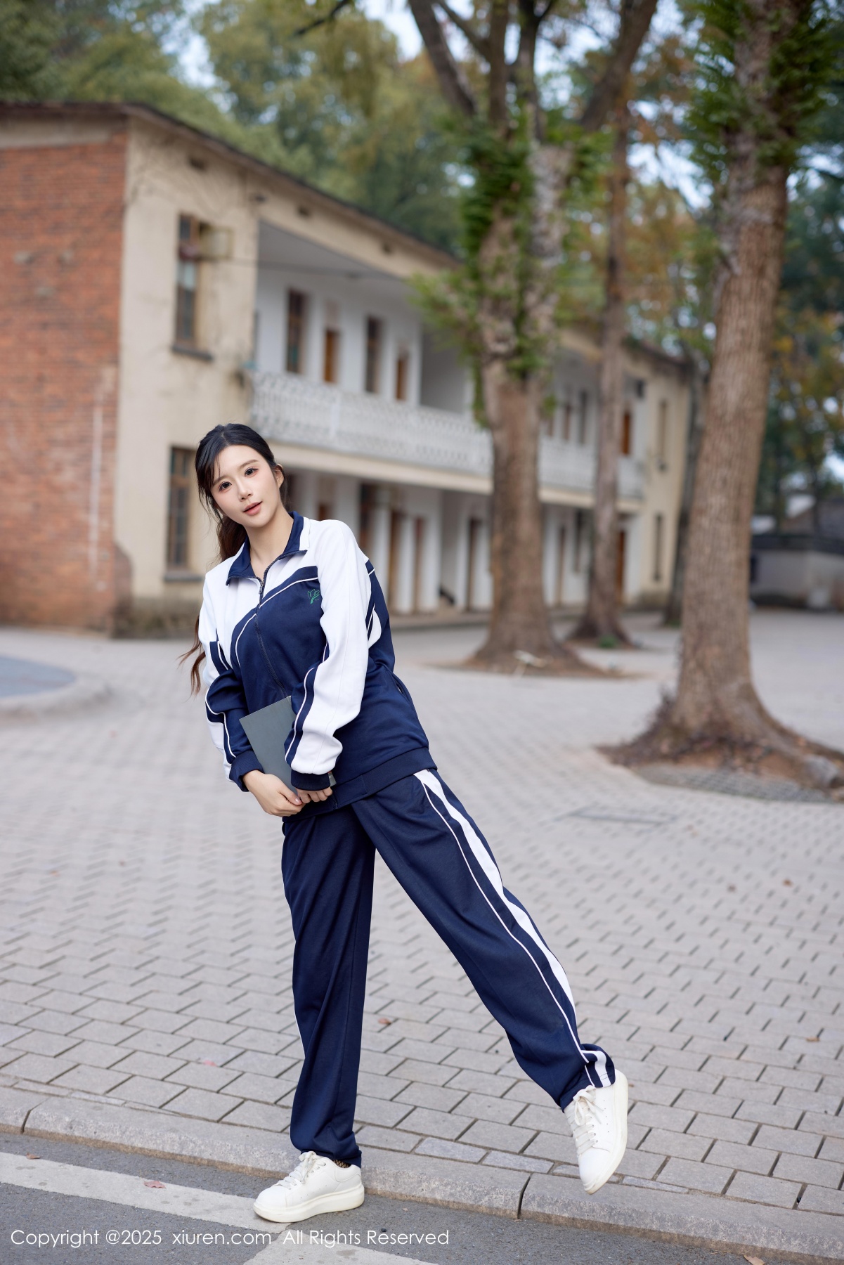 秀人 [XIUREN] 2025.12.12 小肉肉咪