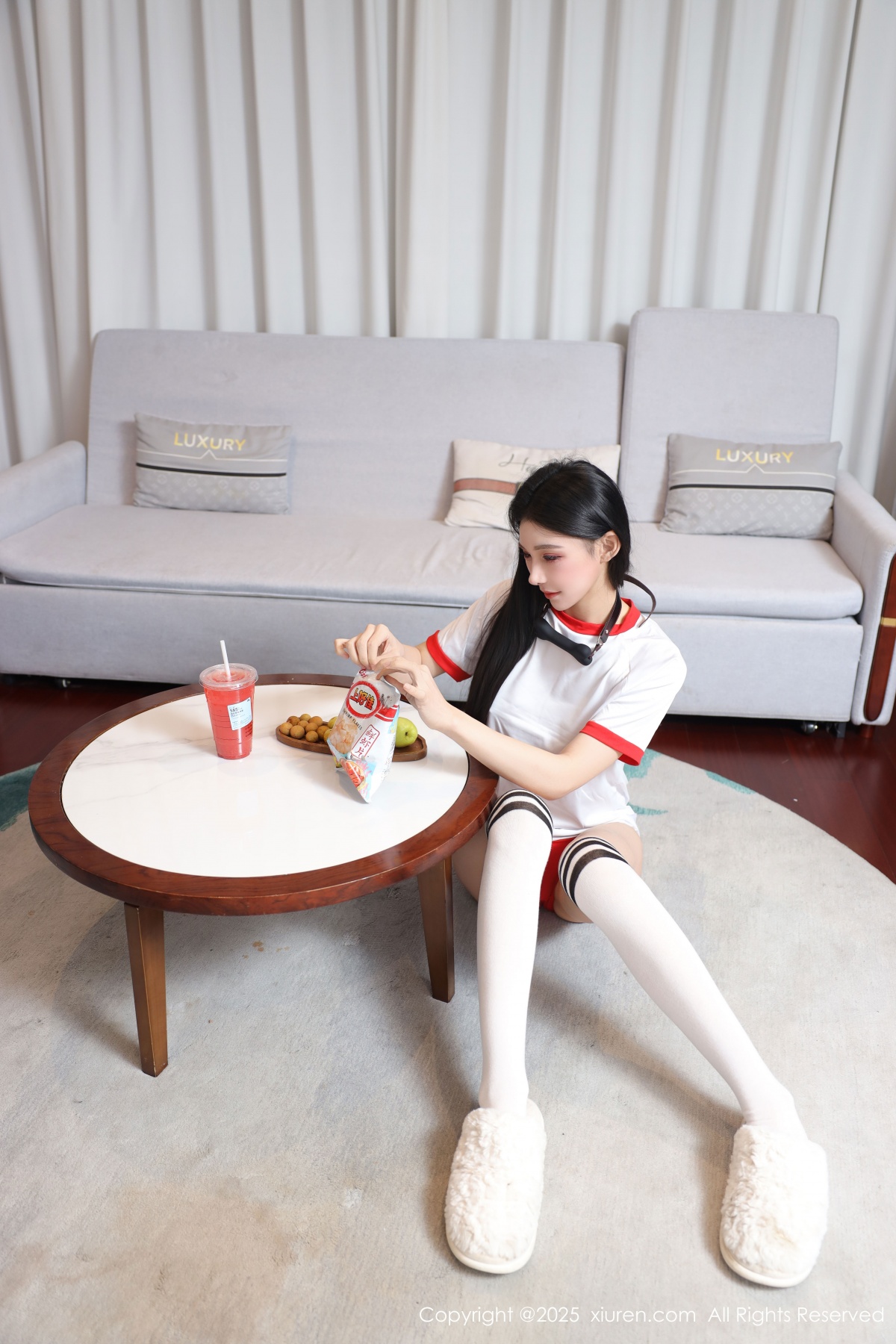 秀人 [XIUREN] 2025.12.16 许微微呀