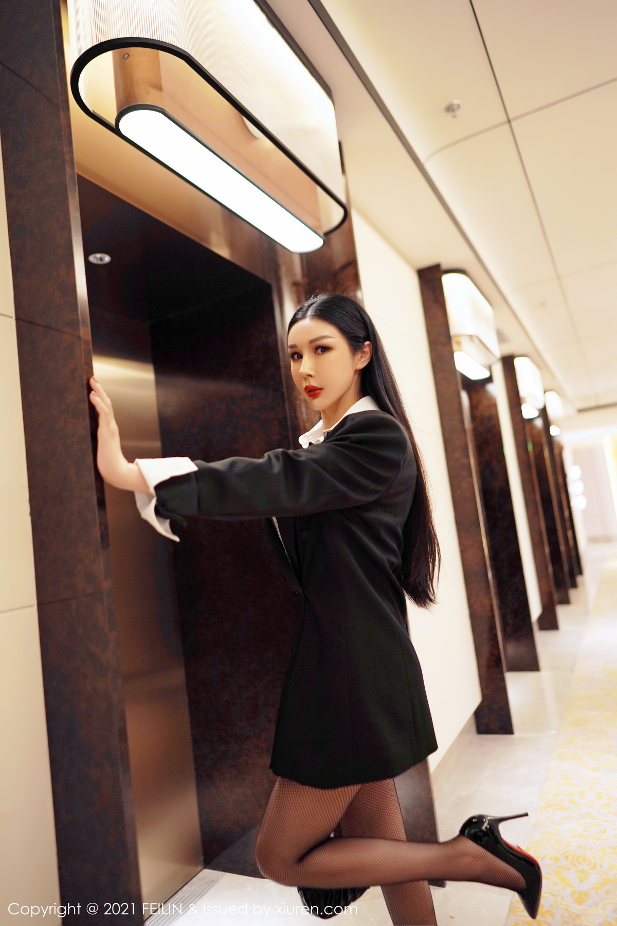 嗲囡囡 [FEILIN] 2021.07.12 VOL.402 田冰冰